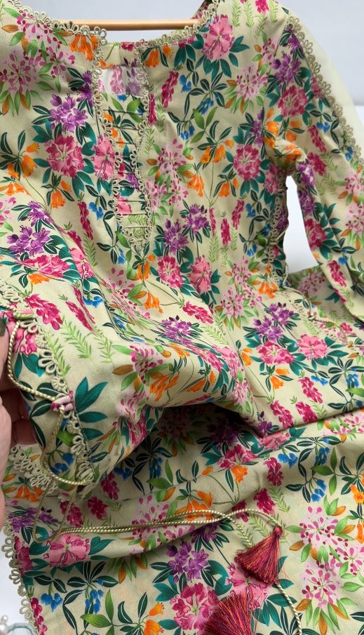 Stitched UnStitched 2PC Premium Quality Doria Lawn