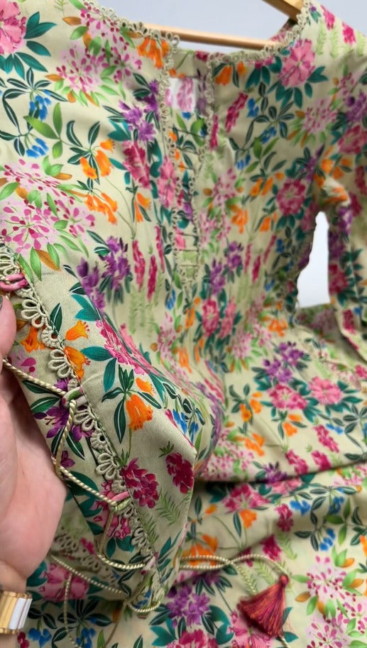 Stitched UnStitched 2PC Premium Quality Doria Lawn